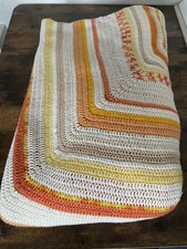 Häkeldecke selbst gestrickt
