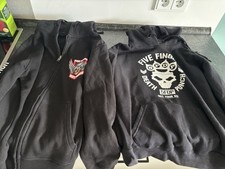Five Finger Death Punch, Girlie Pulli und Weste