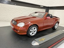 Mercedes-Benz SLK 1:18 Maisto