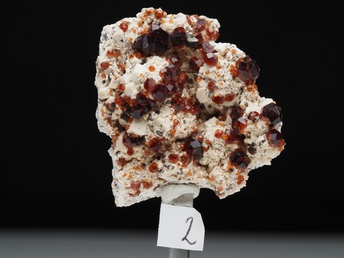 Granat var spessartin - var.,
