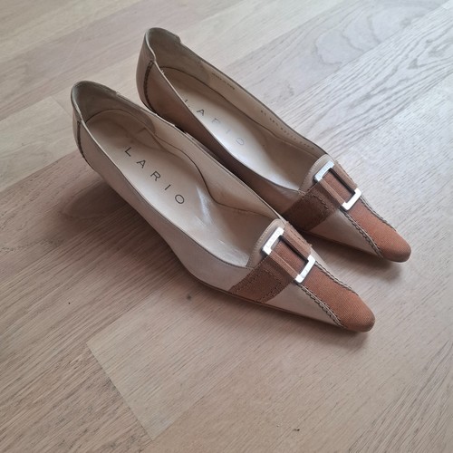 Lario retro 38 5 - retro, gr.