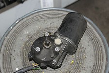 SCHEIBENWISCHERMOTOR * OPEL * OMEGA * 22116641 * 