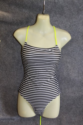 Sportlicher schwimmanzug - sportlicher,