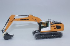 NZG 957 Liebherr R 936