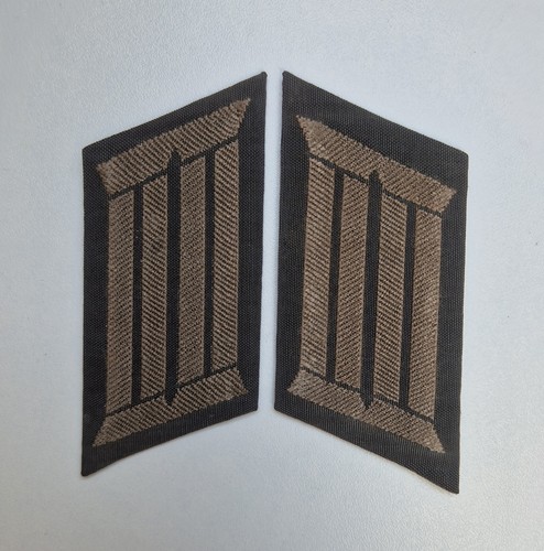 Ddr nva kragenspiegel grau - ddr, (grau