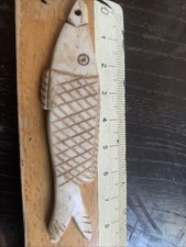 Antiker handgeschnitzter Fisch