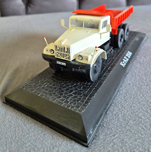 Atlas verlag kraz 256 - atlas,