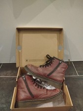 Dr Doc Martens Cherry Red 34