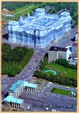 CHRISTO JEANNE-CLAUDE sign