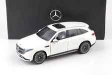 1:18 NZG Mercedes EQC 400