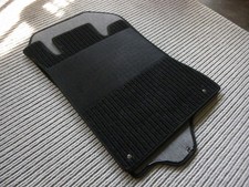 $$ Rips Fußmatten passend für Mercedes Benz R129 W129 SL + Druckknöpfe + schwarz