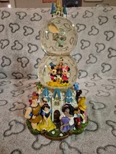 Disney Schneekugel Double
