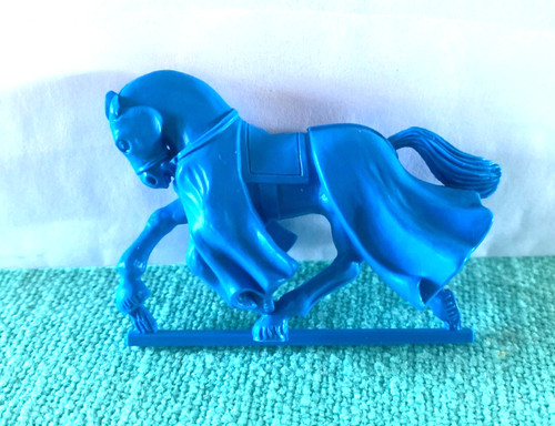 Claymore saga pferd blau - claymore, 1