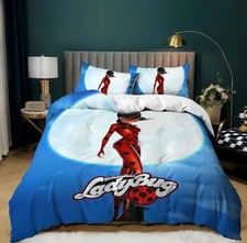 Roter Marienkäfer Superheldin