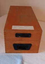Alter Holz Karteikasten 70er Jahre mit Registerkarten  (1)