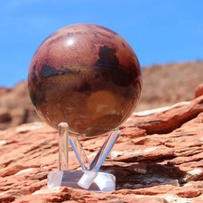 Mova selbstrotierender Planet