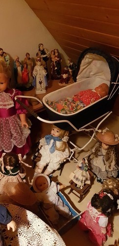 PUPPENSAMMLUNG