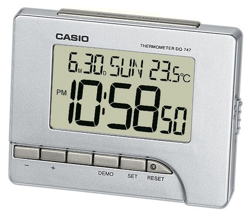 Casio wecker 747 - casio, dq-747-8ef