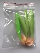 Profi Blinker Attractor Gummifisch Gr. F Farbe Leucht Twister ( Selbstleuchtend)