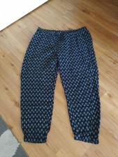 Damen Sommerhose 44/46 Schwarz