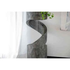 Gartenbrunnen Pflanzkübel