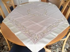 große Mitteldecke, Set 3 teilig, Organza, 84 x 84 cm u. 36 x 36 (2 x)