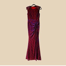 Rotes Abendkleid marineblau