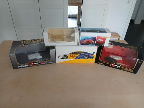 24 modellauto nur - 1:18,