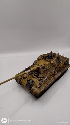 Built and painted - , 1/35