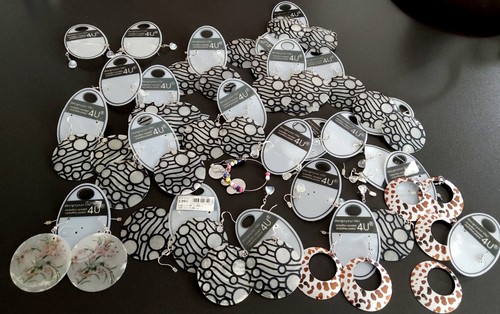 Teile ohrschmuck aus - 25,