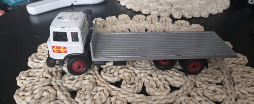 Britains farm toys - farm,