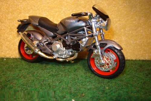 Ducati 900 monster - monster, 4