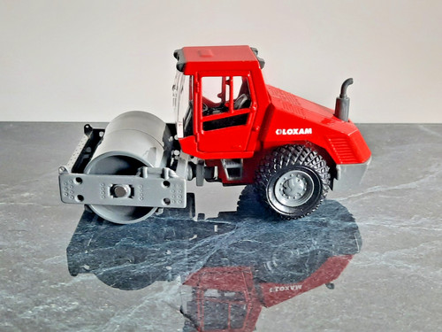 Bomag bw 213 - 1:50,
