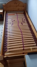 Kiefernbett mit Lattenrost 90x200 und Nachtkonsole in  Massivholz Kiefer