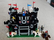 LEGO Castle: King's Castle, Pirateninsel, Robin Hood Forrest, Gefängniswagen... 