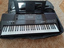 Yamaha PSR E 463 Musik Keyboard Top Zustand, inklusive Zubehör.