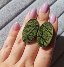 Einzigartige ovalförmige