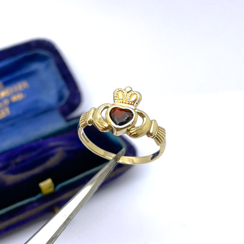 Gold claddagh ring - claddagh,