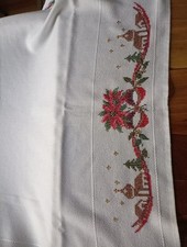 Handgestrickte Weihnachtsmitteldecke 85x85 cm