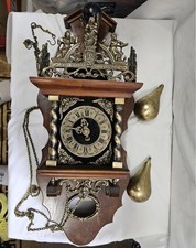 Große Vintage Wanduhr im