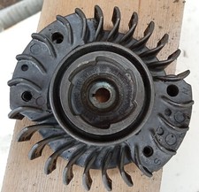 STIHL Schwungrad 11214001200E für Motorsäge Stihl 024  026 MS 240 MS 260