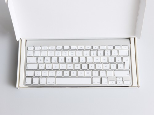 Apple wireless keyboard - apple,