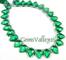 Grünlich Smaragd Hydro Glas