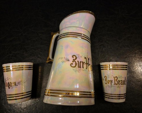 Krug mit bechern zur - krug,