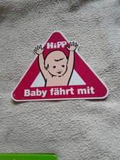 Aufkleber Sticker Auto Kinder - Hipp - Baby fährt mit