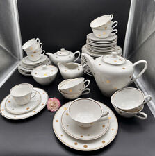 umfangreiches Weimar Kaffeeservice und Mokkaservice goldene Pünktchen Porzellan