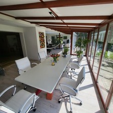 Edel-Design in weiß*8 Dreh-Ledersessel*Rollen*für Esstisch*Büro*