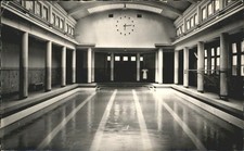 Salins-les-Bains La Piscine