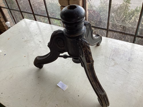 Antiker tischfuß biedermeier - antiker,