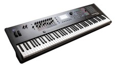 KURZWEIL K2700 Synthesizer